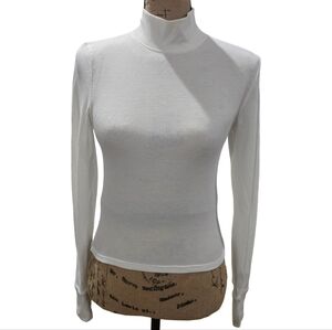 American Eagle | White Waffle Knit Mock Turtleneck | Fitted Long Sleeve | Size M